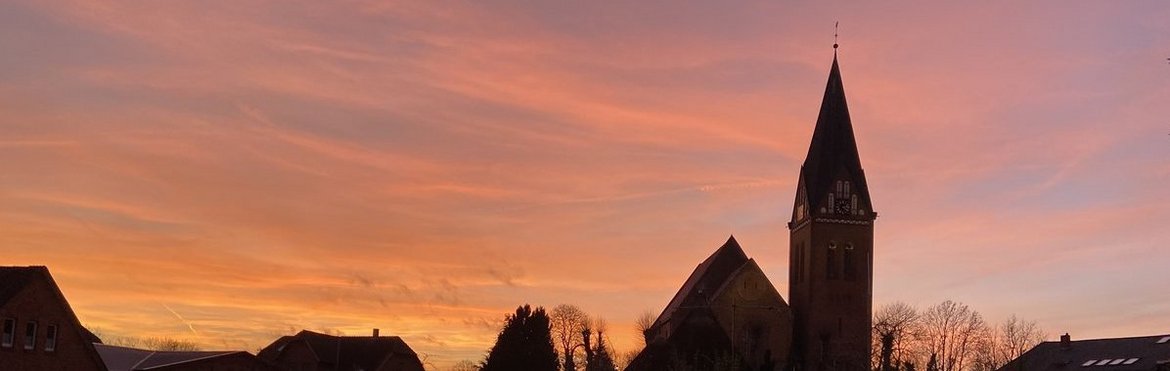 Sonnenuntergang Kirche